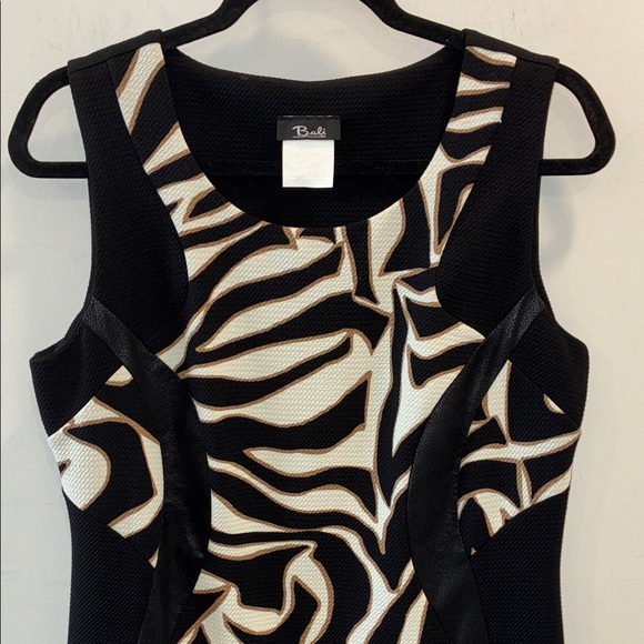 Bali Corp Animal Print and Faux Leather Detail Dress Size 16 - Picture 4 of 5
